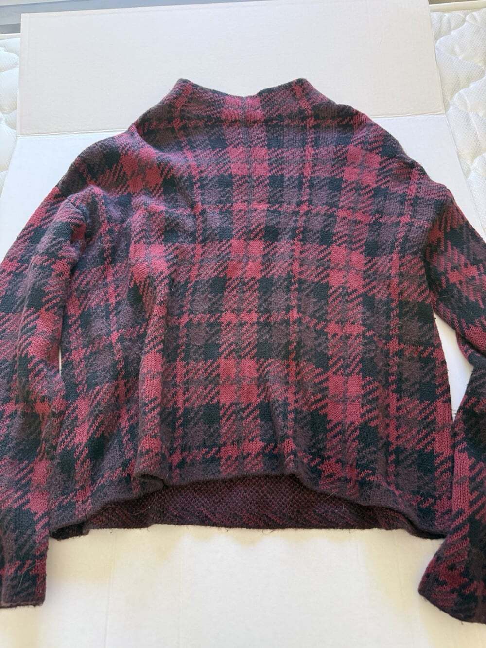 Ann Taylor Factory Plaid Mock Neck Sweater Womens L Burgundy Black Long Sleeve